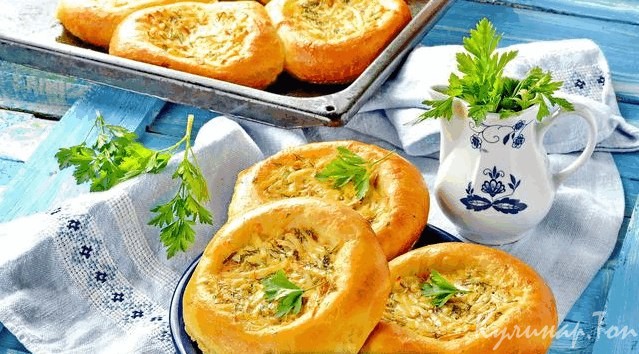 Ватрушки с копчёным сыром и укропом Ватрушки с копчёным сыром и укропом