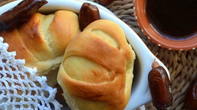 Булочки с финиками Булочки с финиками