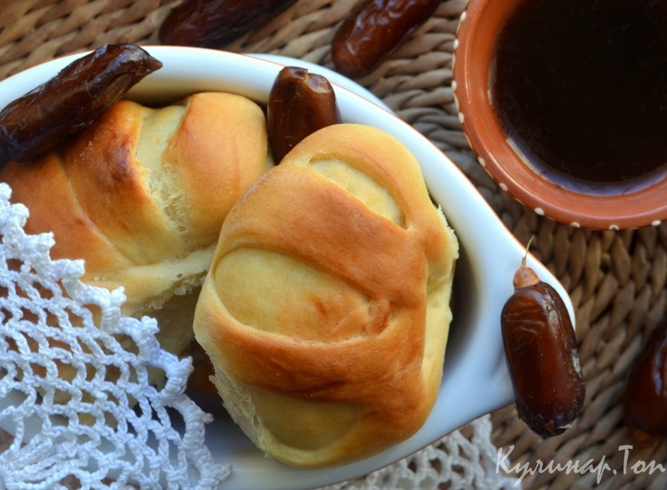Булочки с финиками