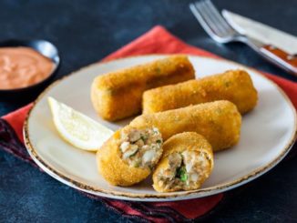 Картофельные пирожки с сигом и копченым муксуном