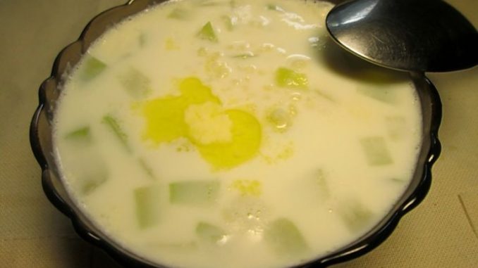 Молочный суп с кабачками Молочный суп с кабачками