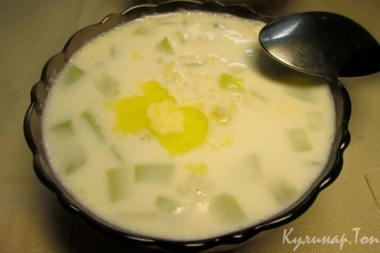Молочный суп с кабачками
