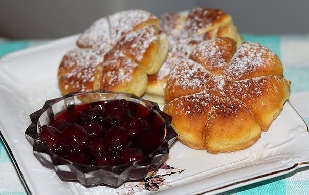 Пышки на кефире Пышки на кефире