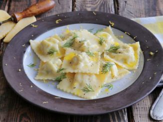 Равиоли с чиром и креветками