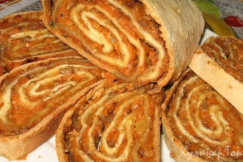 Рулет с абрикосовым джемом и грецкими орехами