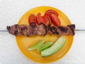 Шашлык из свинины с лимоном и аджикой