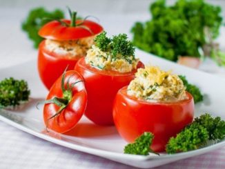 Томаты, фаршированные грибами