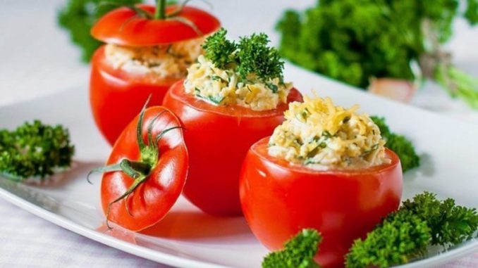 Томаты, фаршированные грибами Томаты, фаршированные грибами