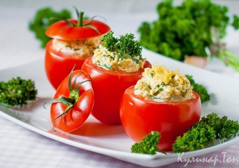 Томаты, фаршированные грибами