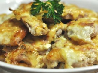 Картофель с шампиньонами в духовке