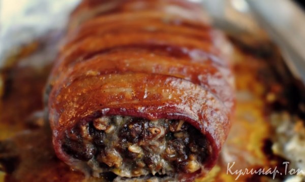 Классический мясной рулет Классический мясной рулет