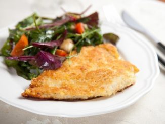 Куриное филе в сырной панировке