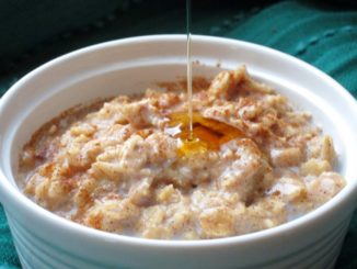 Овсяная каша с медом