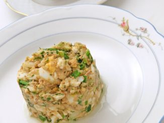Салат из печени трески и яиц