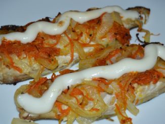 Скумбрия в духовке под шубой