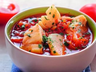 Томатная похлёбка с рыбой и картофелем