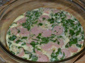 Фриттата с сосисками