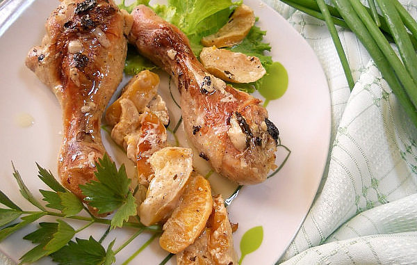 Курица с яблоками и апельсином Курица с яблоками и апельсином