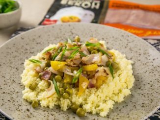 Кускус с овощами и беконом