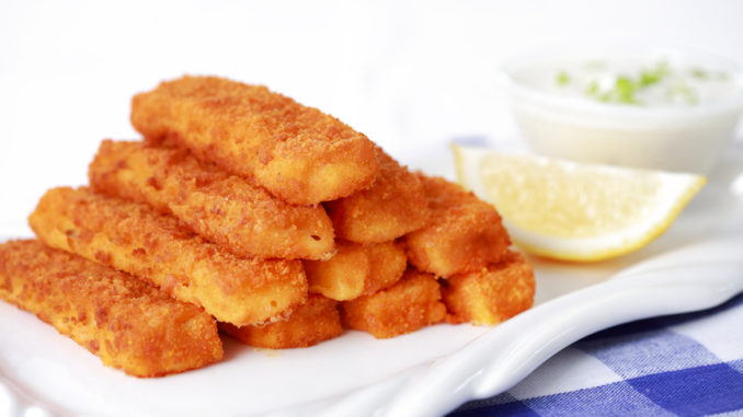 Fried fish sticks with remoulade Рыбные палочки в кляре