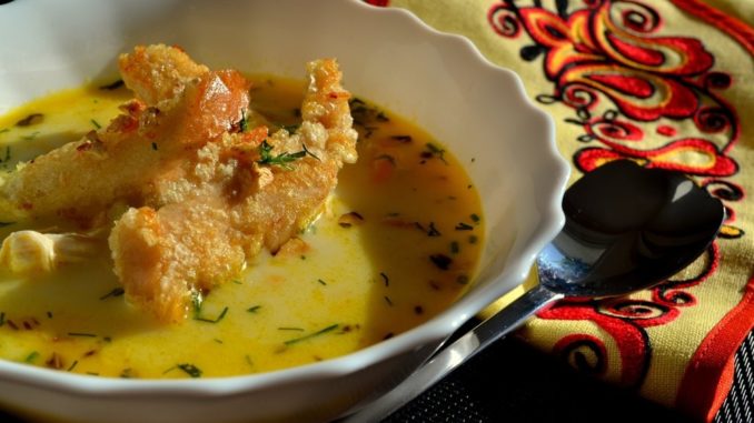 Сырный суп по-французски с курицей Сырный суп по-французски с курицей