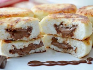 Творожные сырники с шоколадной пастой