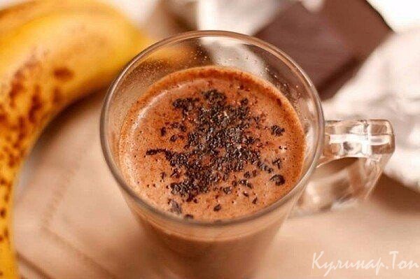 Горячий банановый коктейль с шоколадом