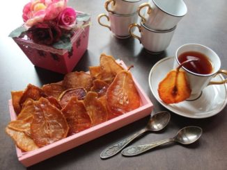 Грушевые ломтики в карамели