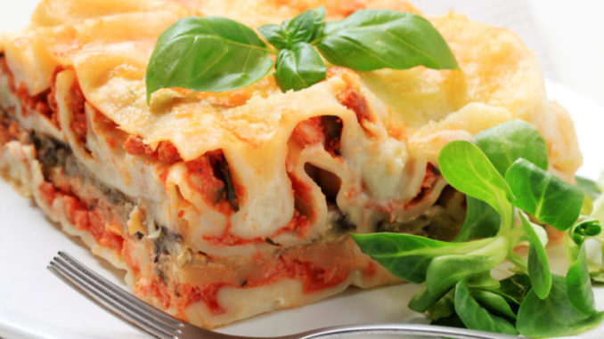Лазанья с цыпленком и ветчиной Лазанья с цыпленком и ветчиной