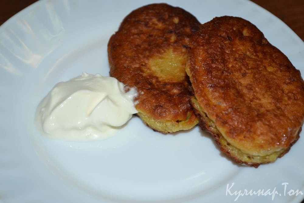 Луковые оладьи