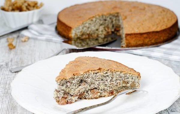 Пирог с маком и грецкими орехами Пирог с маком и грецкими орехами