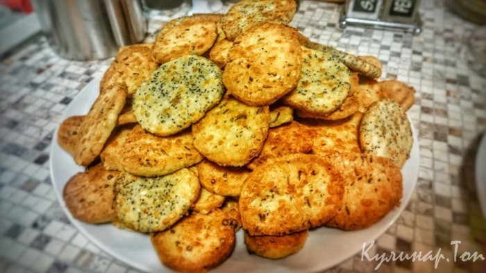 Пряное сырное печенье