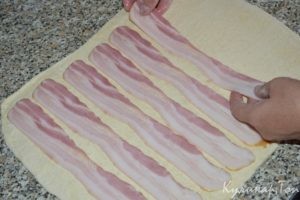 Булочки-улитки с беконом