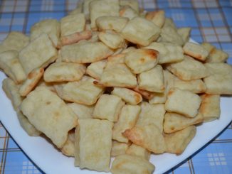 Домашние сырные крекеры