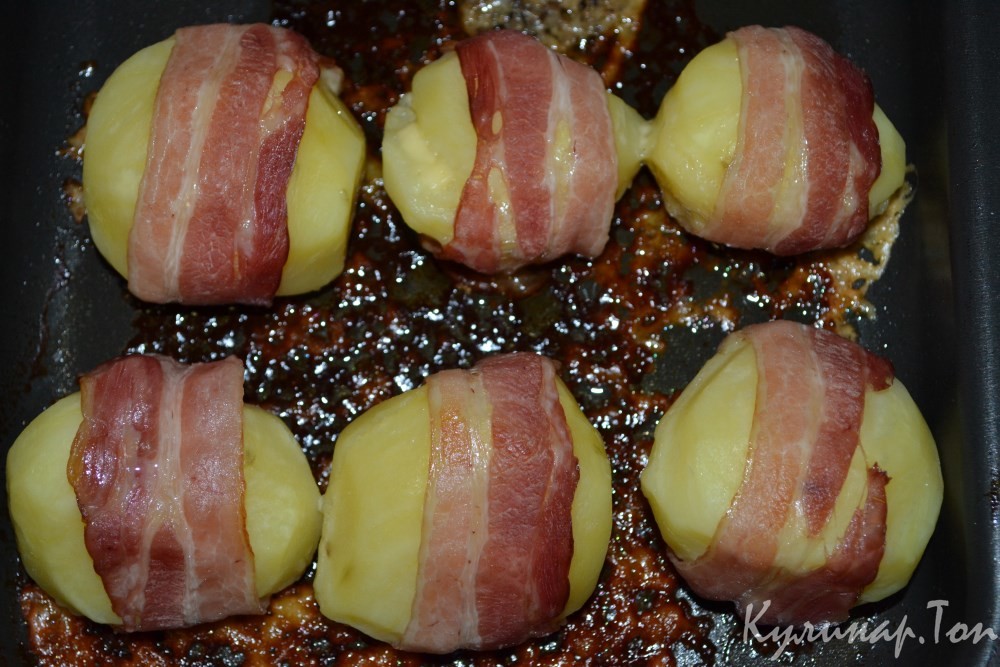 Картофель с сыром в беконе