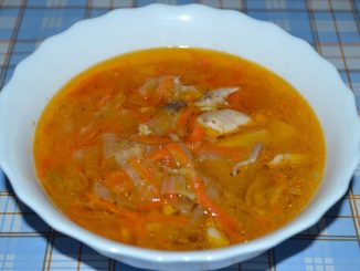 Щи из пекинской капусты с курицей