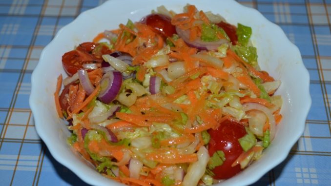 Салат с пекинской капустой, морковью и помидорами-05 Салат с пекинской капустой, морковью и помидорами