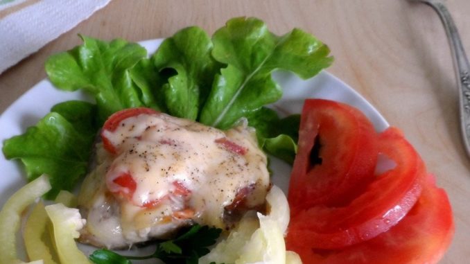 Сельдь, тушеная с овощами и сыром Сельдь, тушеная с овощами и сыром