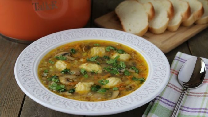 Гречневый суп с мясными клецками Гречневый суп с мясными клецками