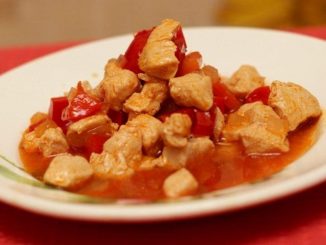 Гуляш из курицы