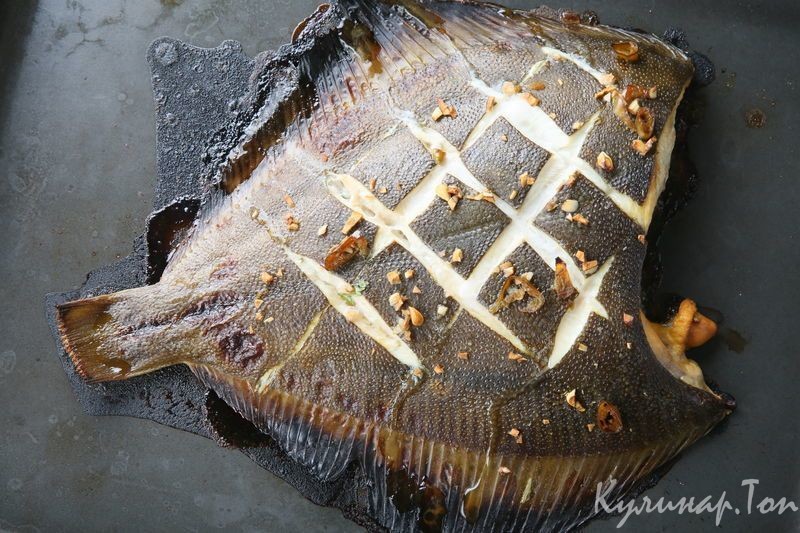 Камбала с фенхелем и чесноком