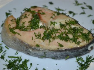 Кета в сливках с овощами