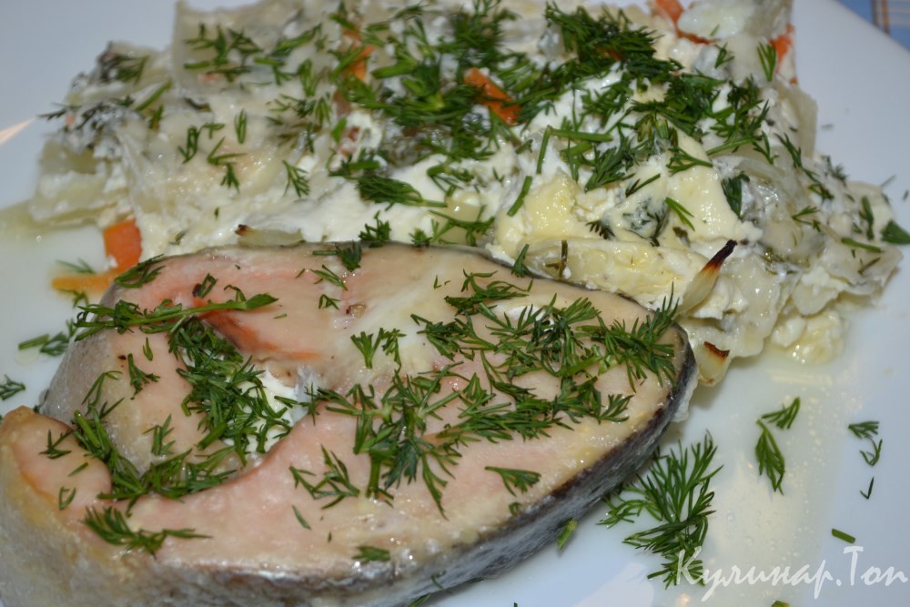Кета в сливках с овощами