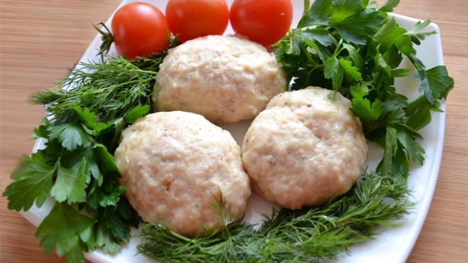 Паровые котлеты из курицы Паровые котлеты из курицы