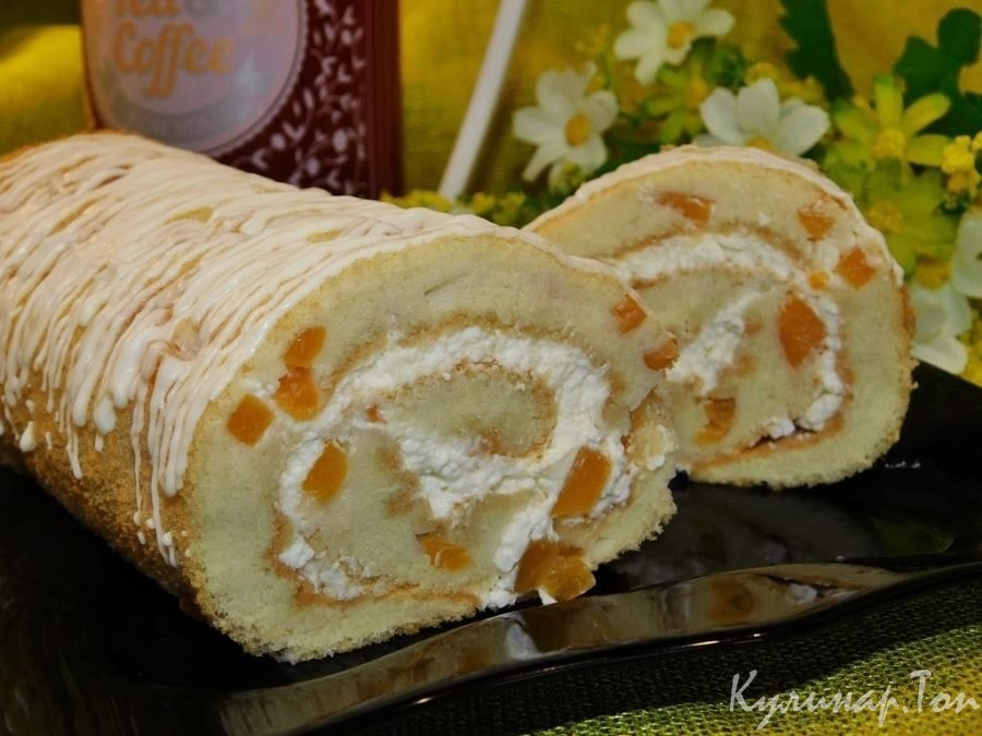 Рулет с творожным сыром и абрикосами