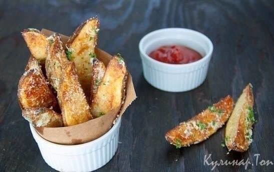 Запеченные картофельные дольки Запеченные картофельные дольки
