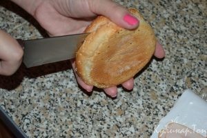 Бургеры с жареным беконом