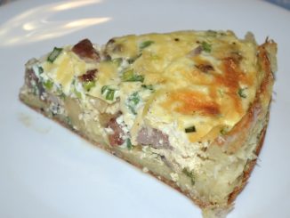 Картофельный пирог со свининой и шампиньонами