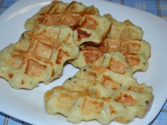 Луковые вафли