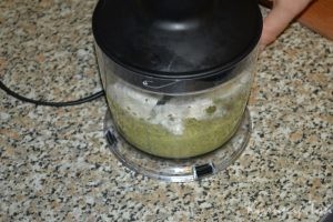 Паста с авокадо и творогом